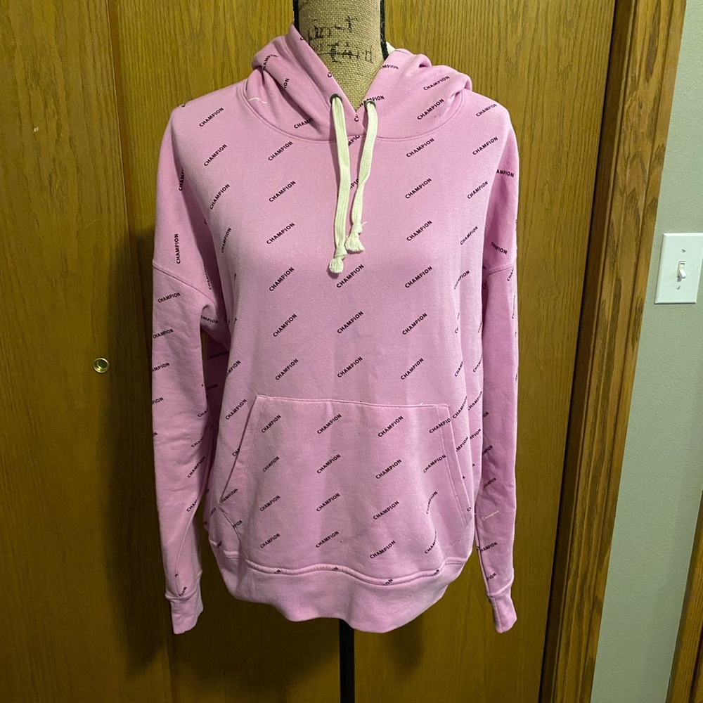 Under Armour sweatshirt